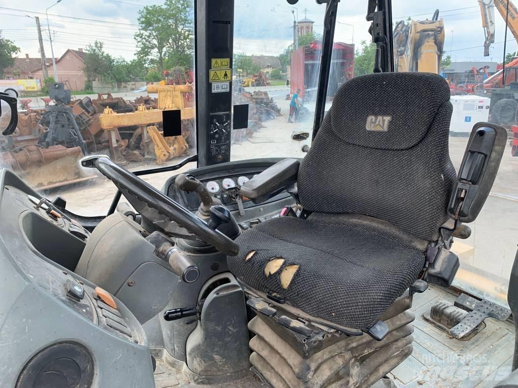 CAT 442 D 백호로더