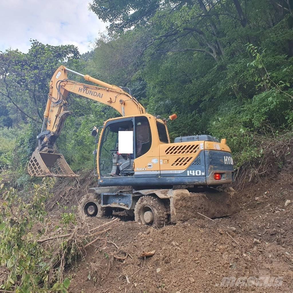 Hyundai Robex 140 W  휠 굴삭기