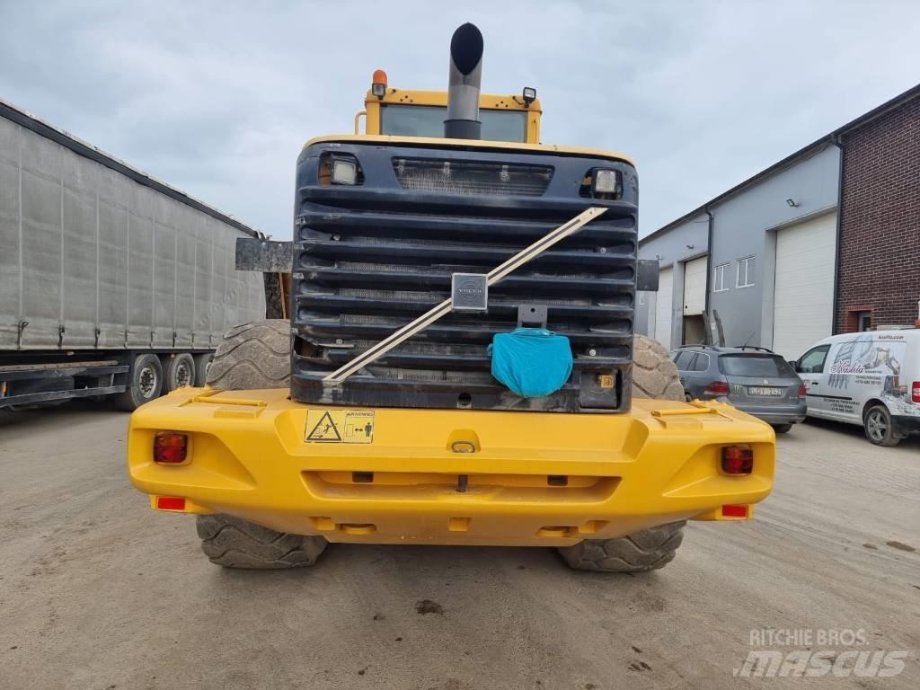 Volvo L 180 E  휠로우더