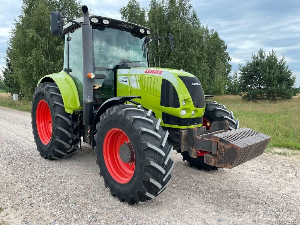 CLAAS Arion 640 트랙터