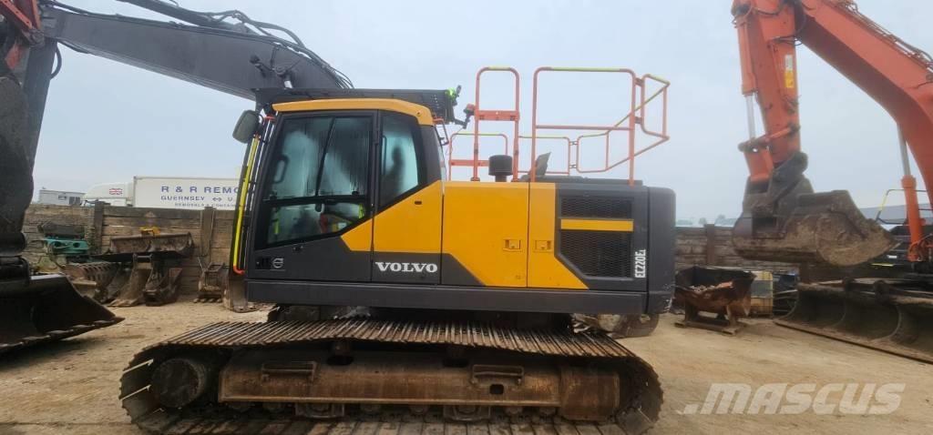 Volvo EC220EL 굴삭기