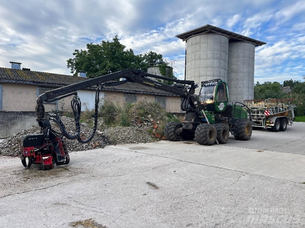 John Deere 1070 E 원목 하베스터
