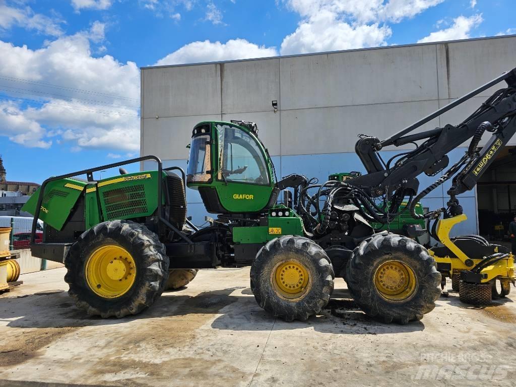 John Deere 1470 E 원목 하베스터