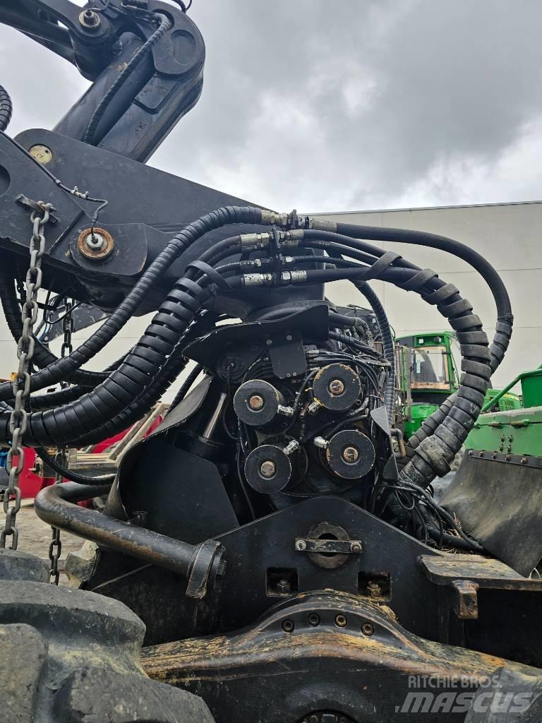 John Deere 1470 E 원목 하베스터