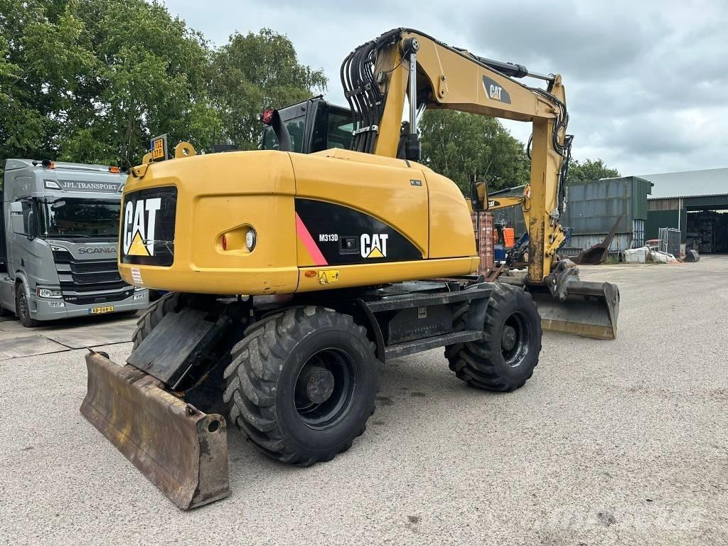 CAT M 313 D VAH  휠 굴삭기