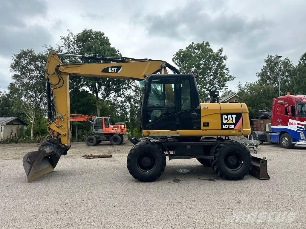 CAT M 313 D VAH  휠 굴삭기