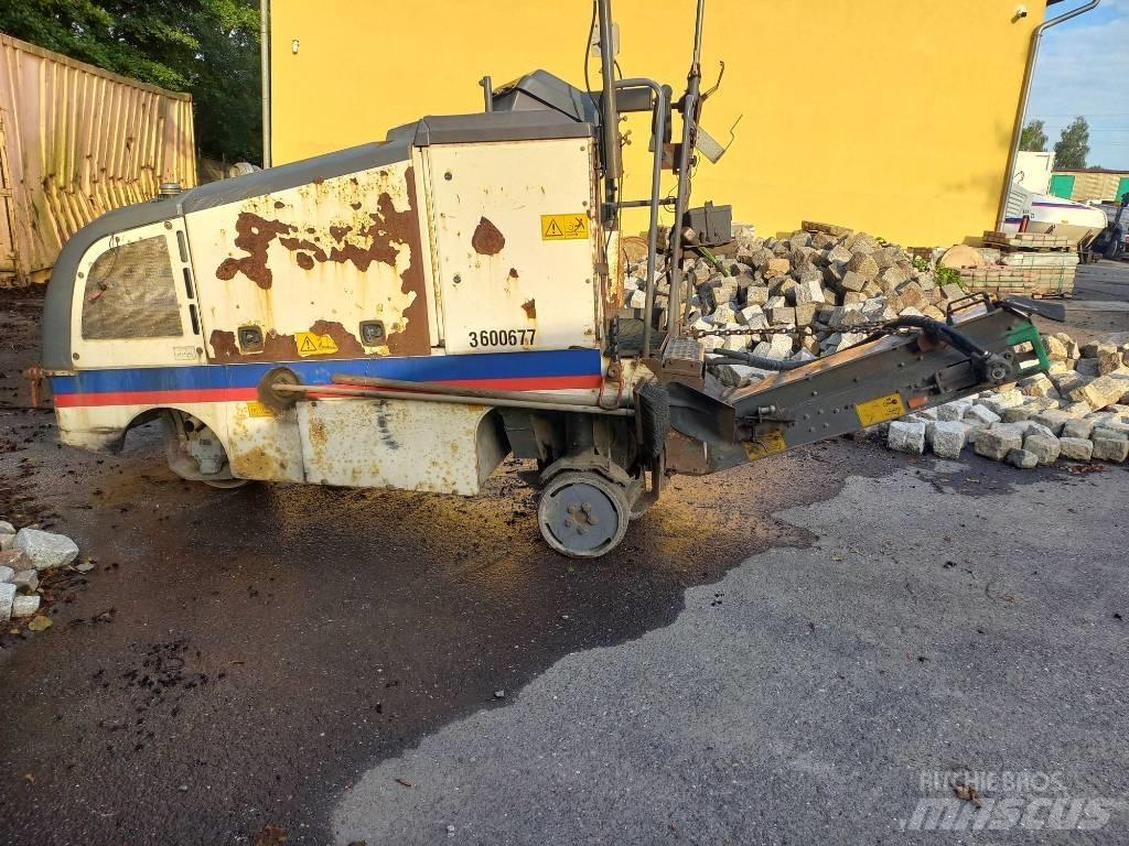 Wirtgen W 35 DC 아스팔트 리사이클러