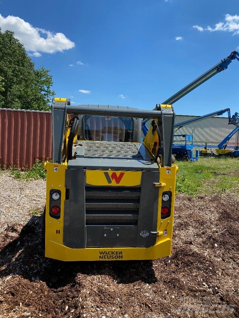 Wacker Neuson SW21  스키드로더