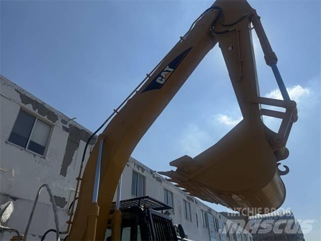 CAT 320 C L 대형 굴삭기 29톤 이상