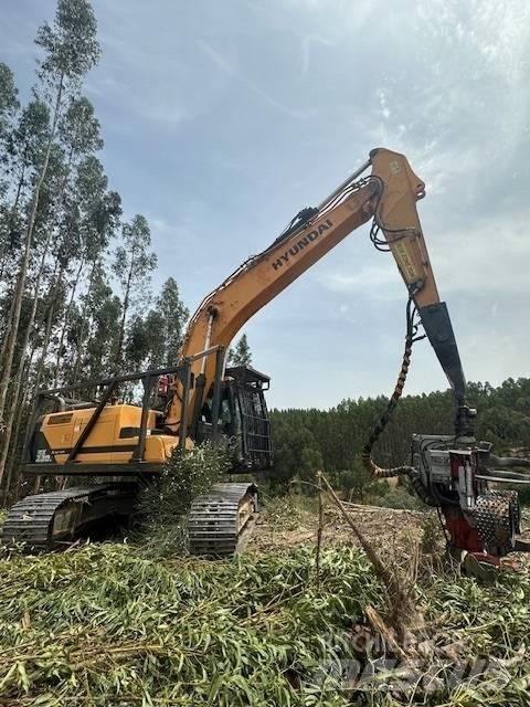Hyundai 220LC 굴삭기