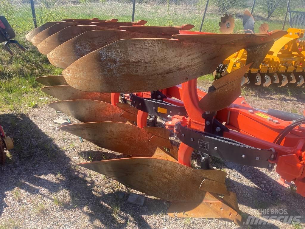 Kubota RM 300 SV 가역 플로우(쟁기)