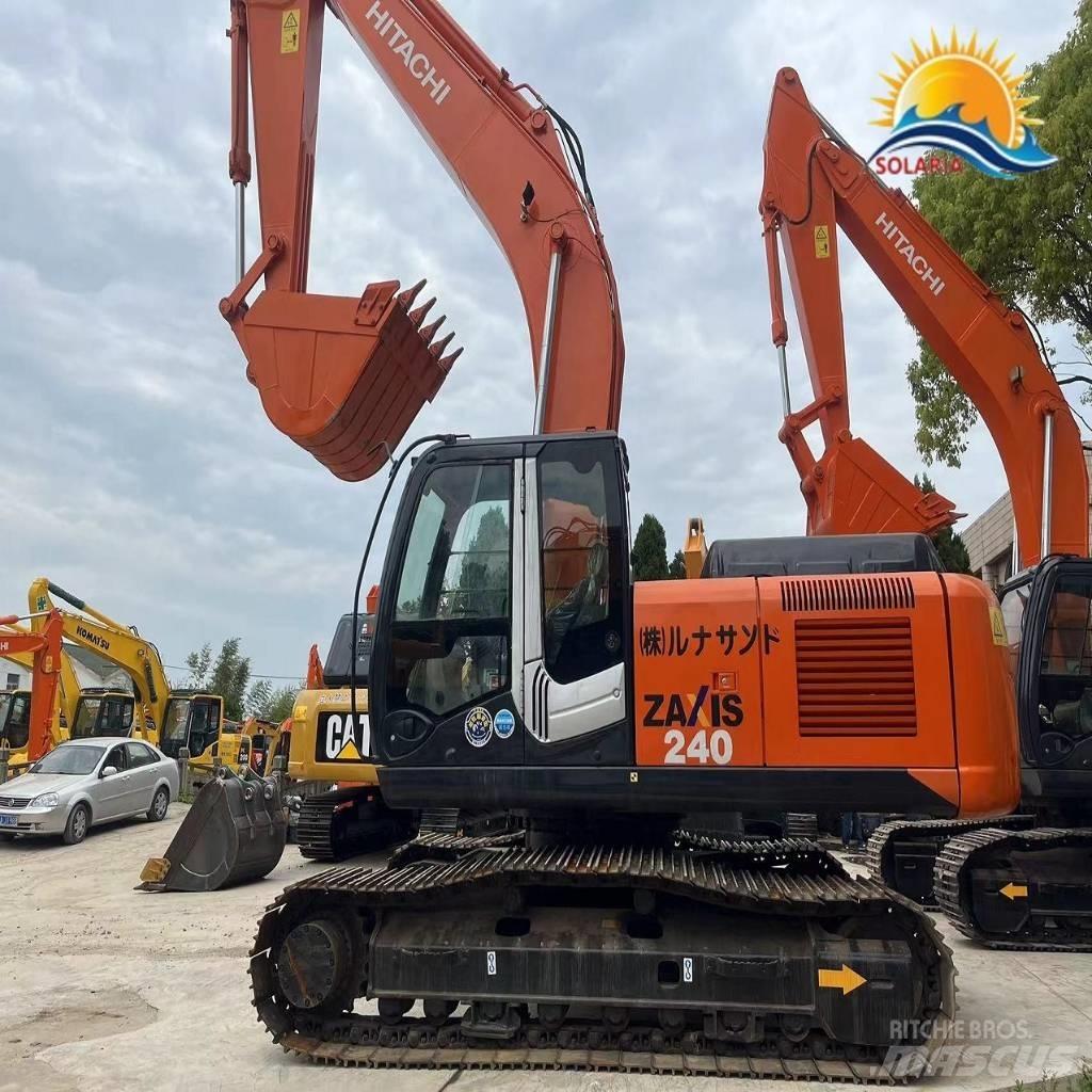 Hitachi ZX 240 대형 굴삭기 29톤 이상
