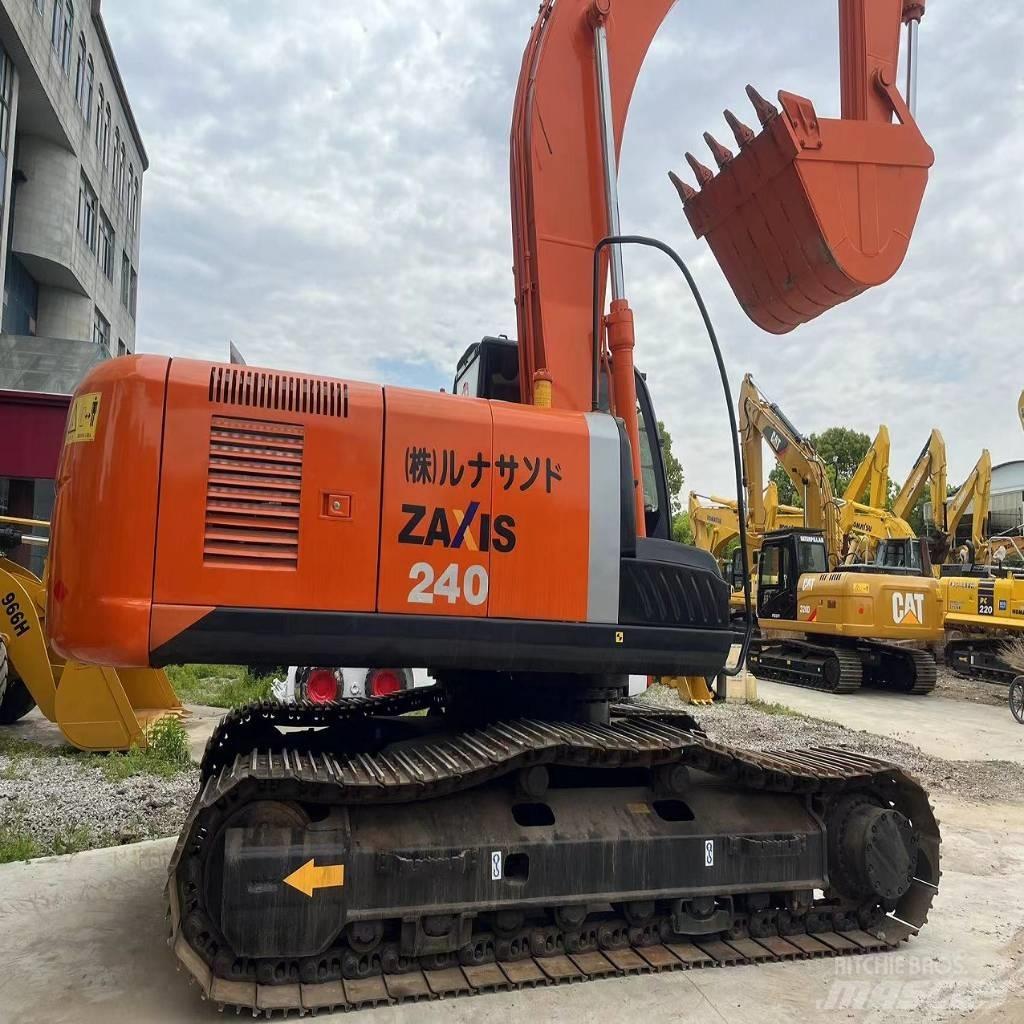 Hitachi ZX 240 대형 굴삭기 29톤 이상