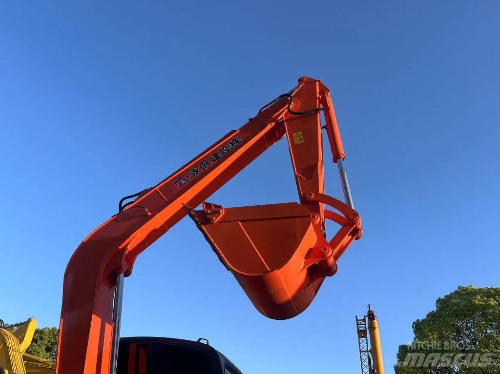 Hitachi ZX70 대형 굴삭기 29톤 이상