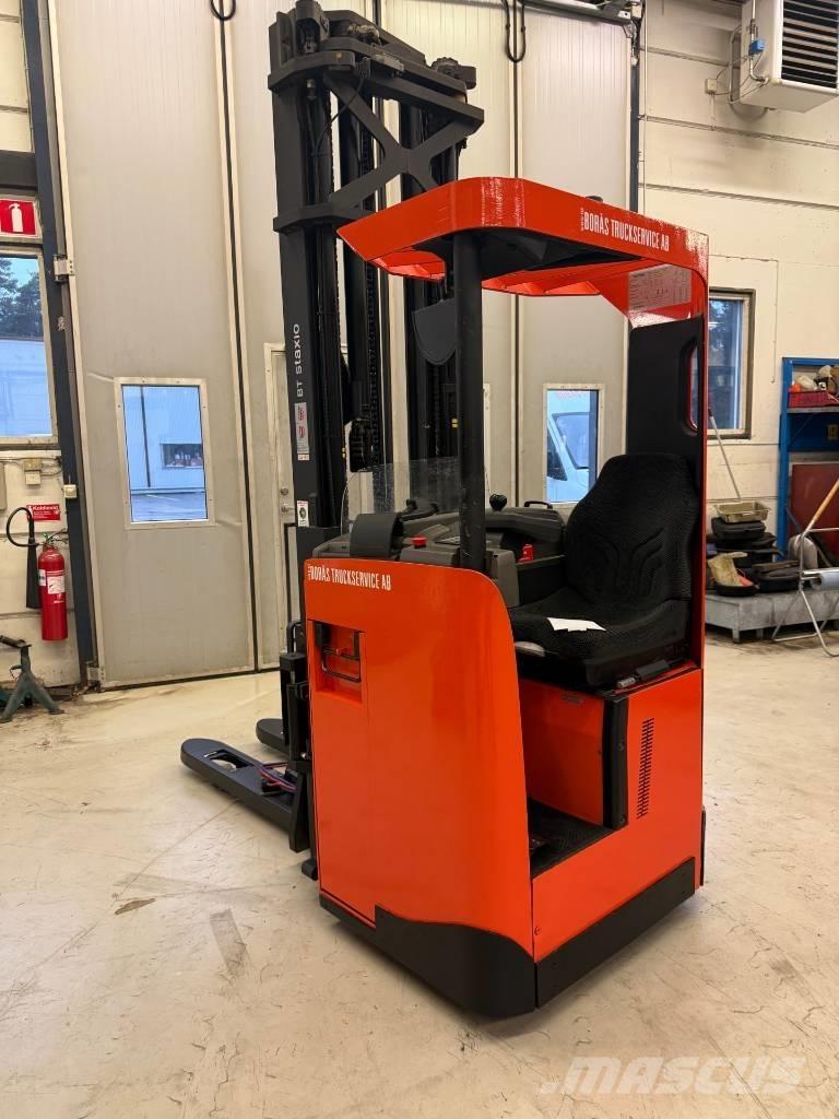 BT truck SRE160L 보행식 리치 지게차