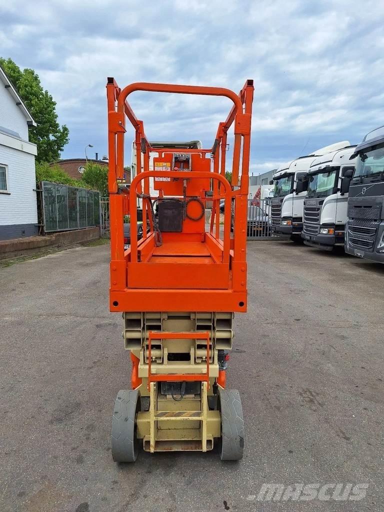 JLG 2030 ES 가위형 리프트