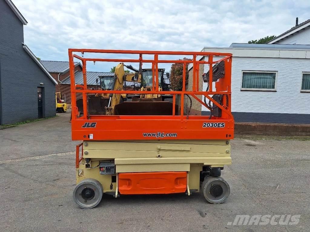 JLG 2030 ES 가위형 리프트