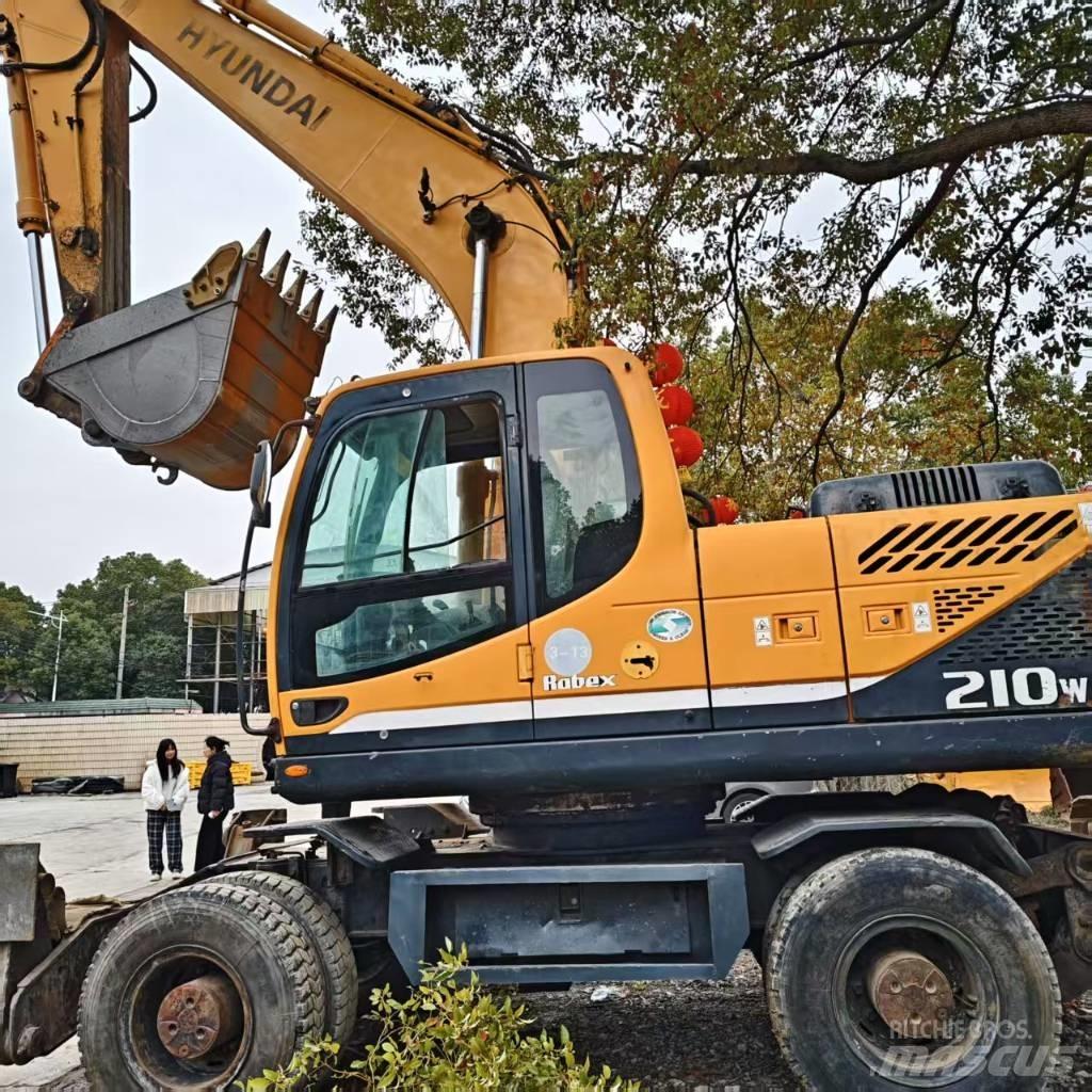 Hyundai 210w-9  휠 굴삭기