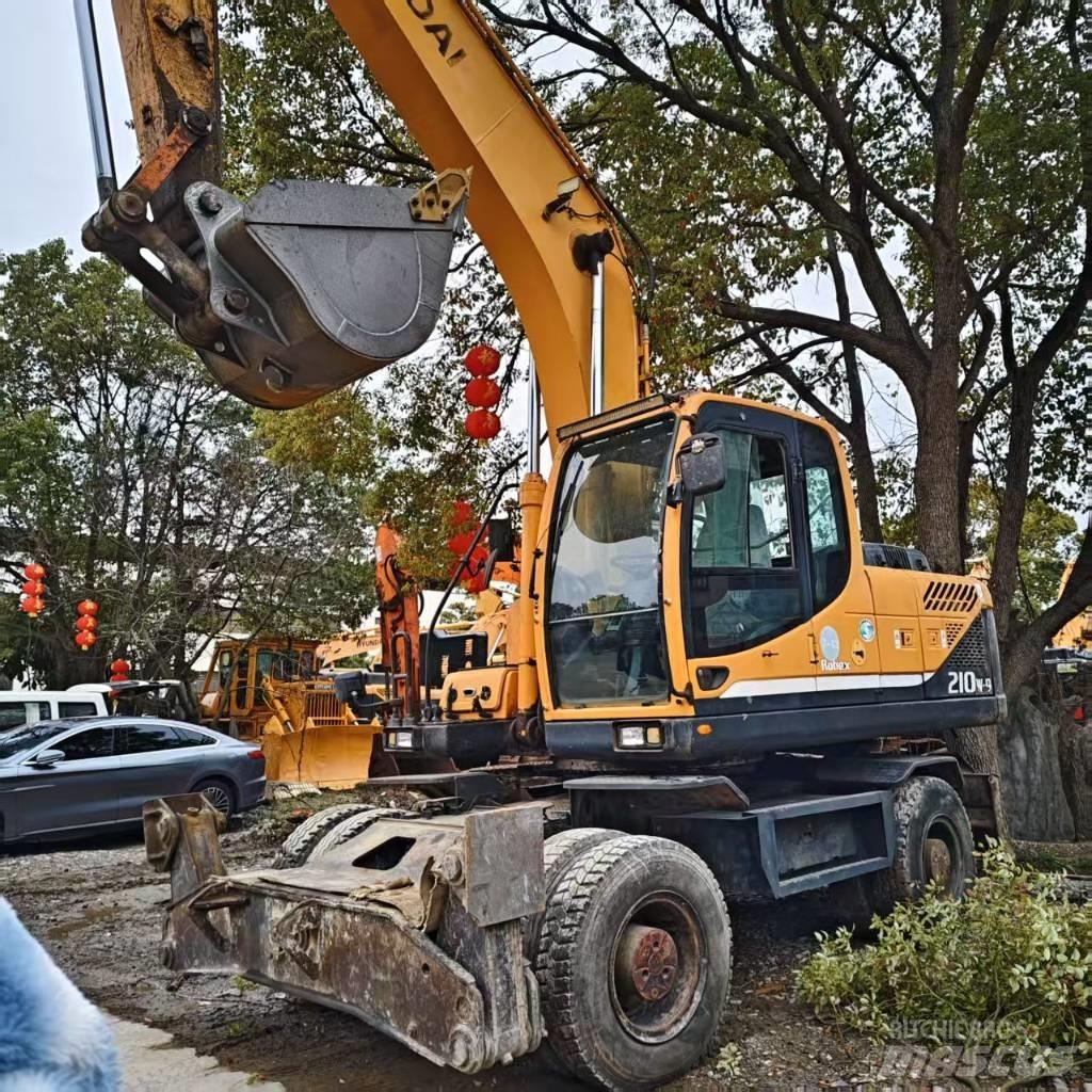 Hyundai 210w-9  휠 굴삭기