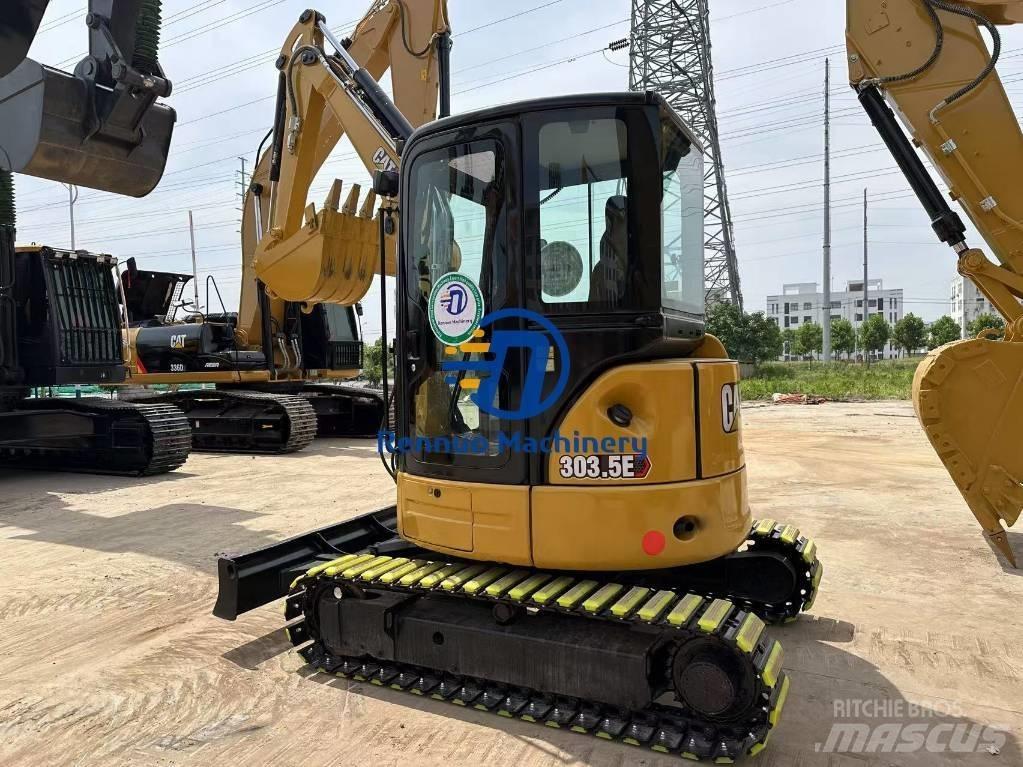 CAT 303.5 E 소형 굴삭기 7톤 미만