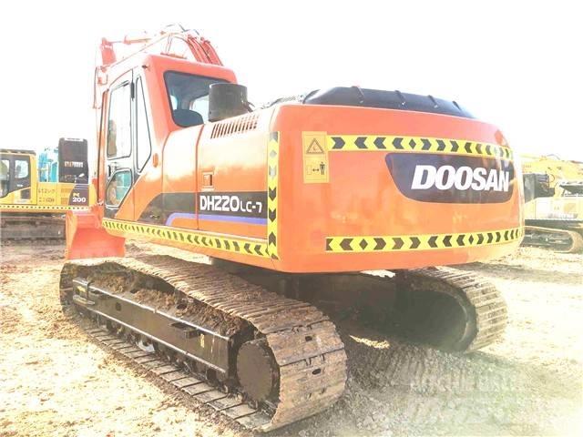 Doosan dh220lc-7 대형 굴삭기 29톤 이상