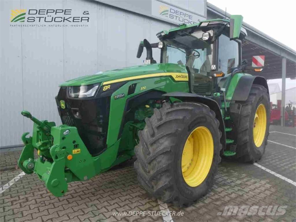 John Deere 8R 370 트랙터