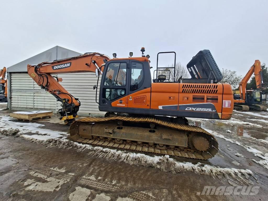 Doosan DX 255 LC-5 대형 굴삭기 29톤 이상