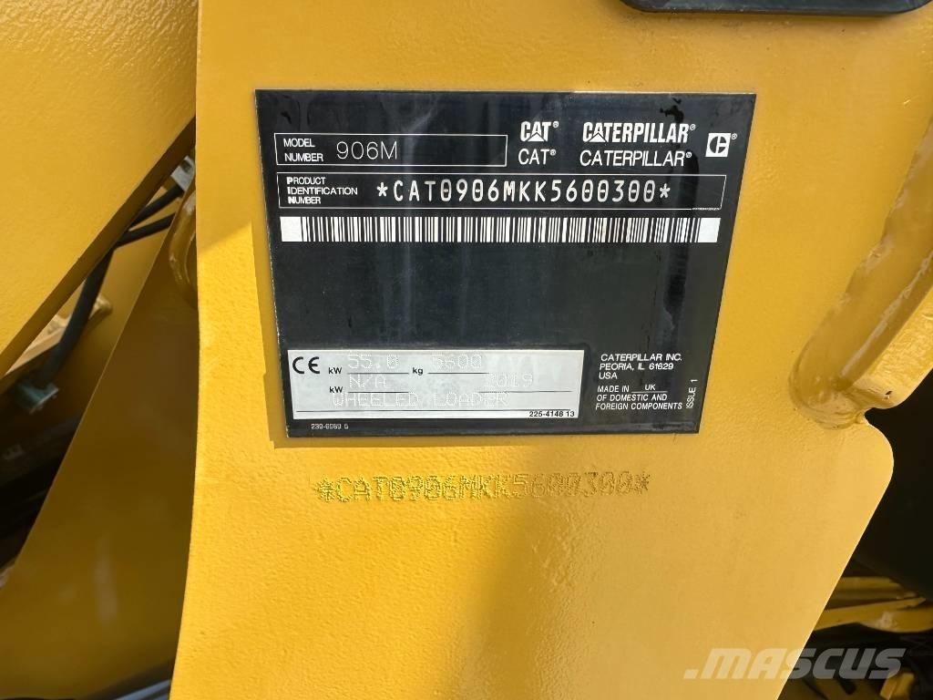 CAT 906 M  휠로우더