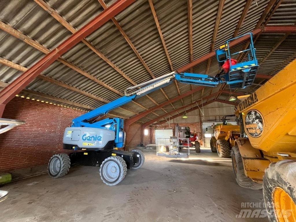 Genie Z60 / 37 관절형 전동이동 리프트