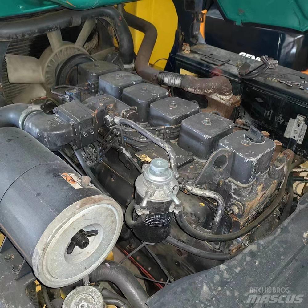 Komatsu FD 50-6 디젤 지게차
