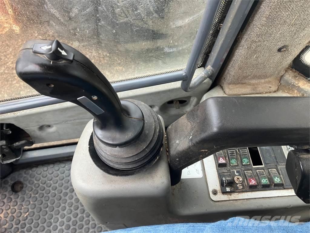 Schaeff SKL 824  휠로우더