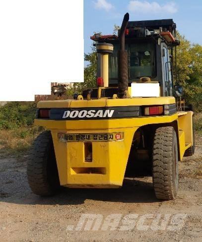 Doosan D 150 S 디젤 지게차