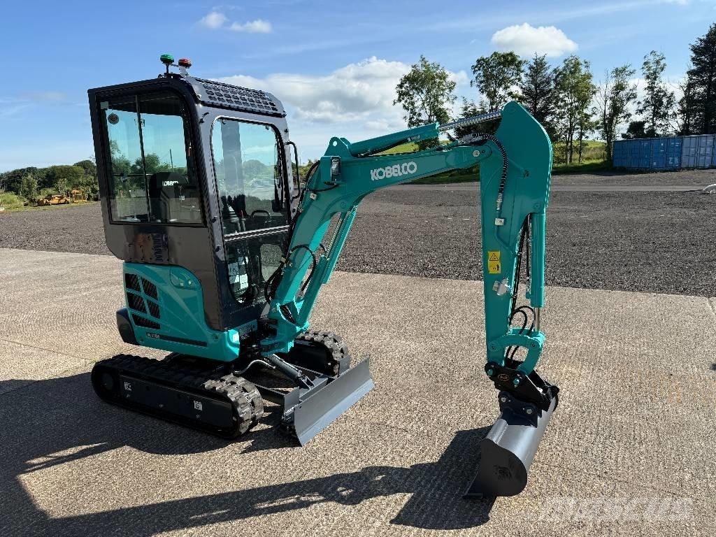 Kobelco SK 17 SR-3 소형 굴삭기 7톤 미만