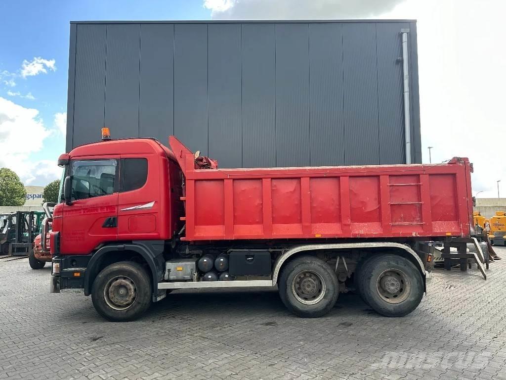Scania R144-460 V8 덤프 트럭