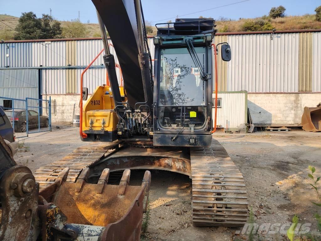 Volvo EC 220 E 대형 굴삭기 29톤 이상