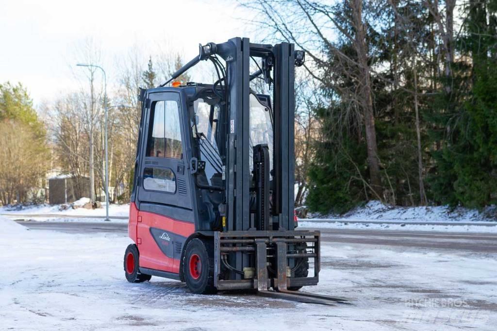Linde E 25 전동 지게차