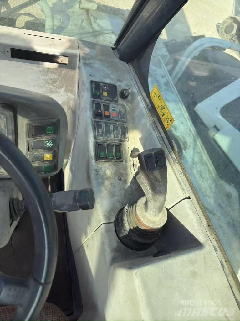Bobcat T 40.140 텔러 핸들러