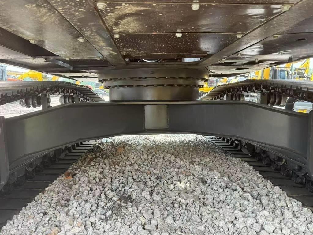 Doosan DX300-9C 대형 굴삭기 29톤 이상