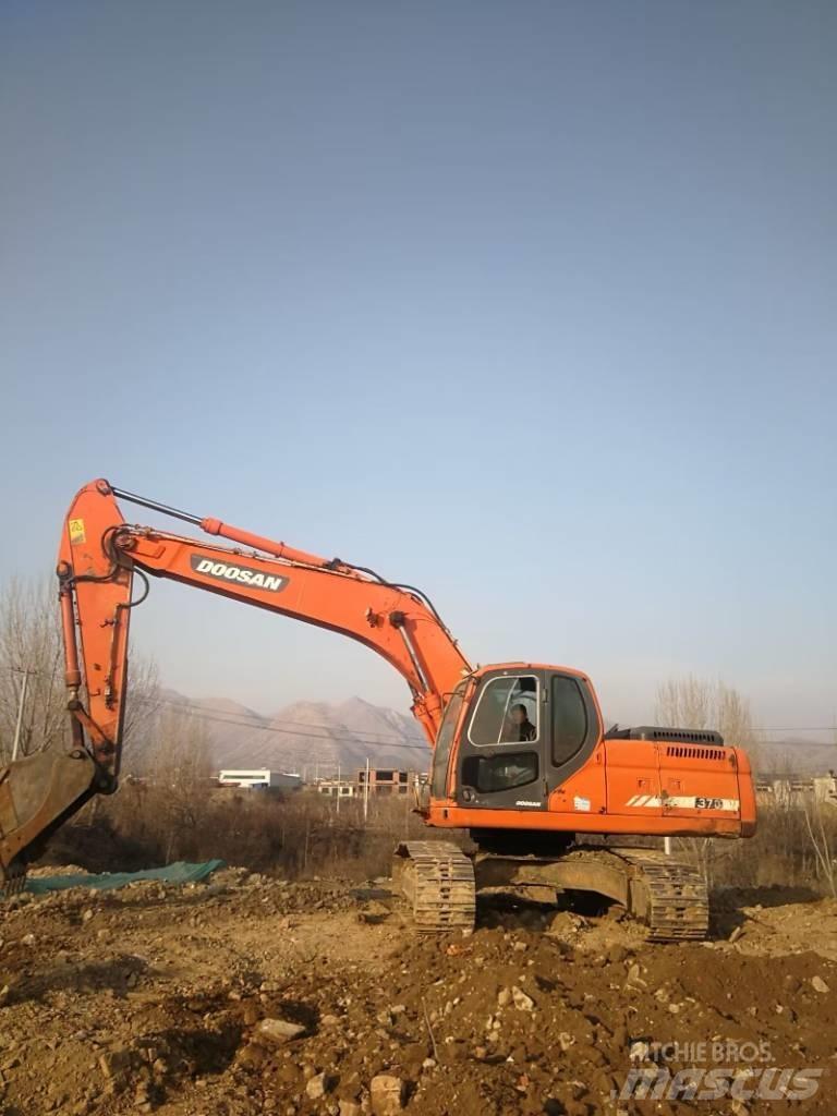 Doosan dx225 대형 굴삭기 29톤 이상