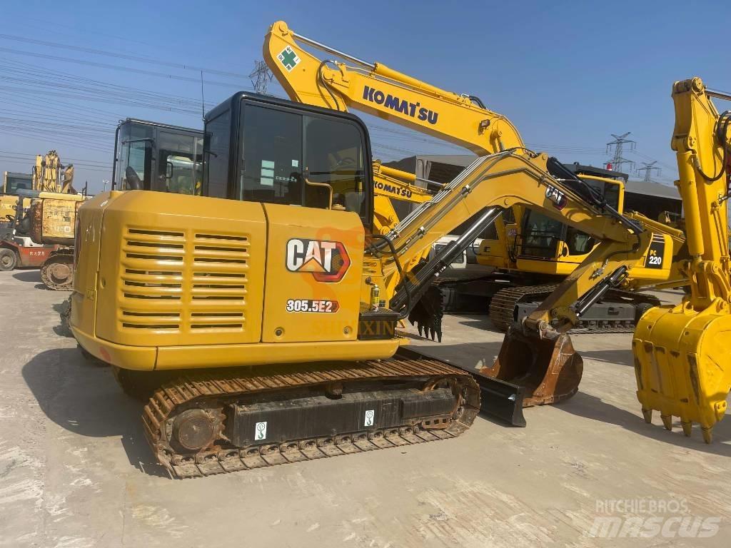 CAT 305.5 E 2 소형 굴삭기 7톤 미만