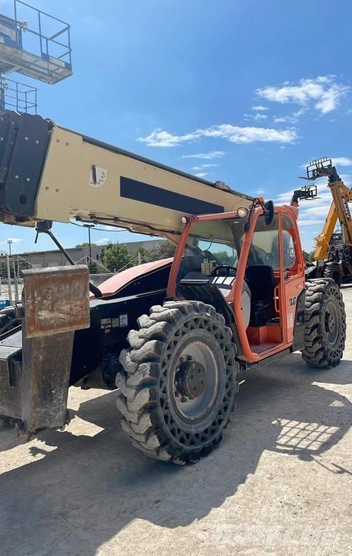 JLG 1055 텔러 핸들러