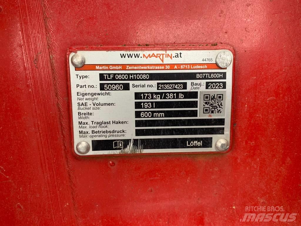 Takeuchi TB 370 중형굴삭기 7톤-28톤