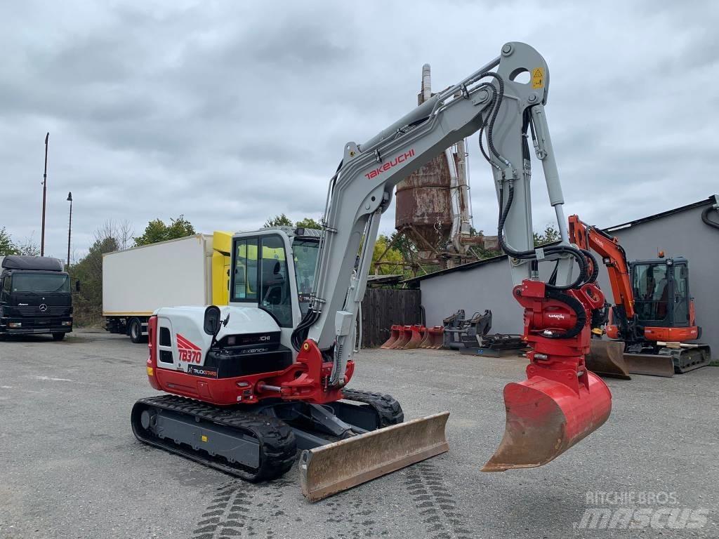 Takeuchi TB 370 중형굴삭기 7톤-28톤