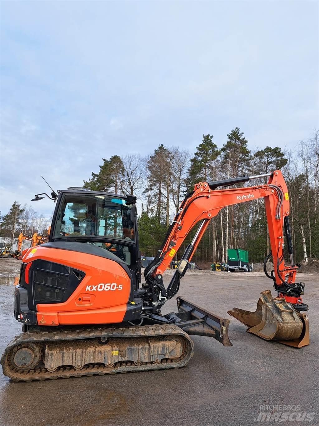 Kubota KX060-5 소형 굴삭기 7톤 미만