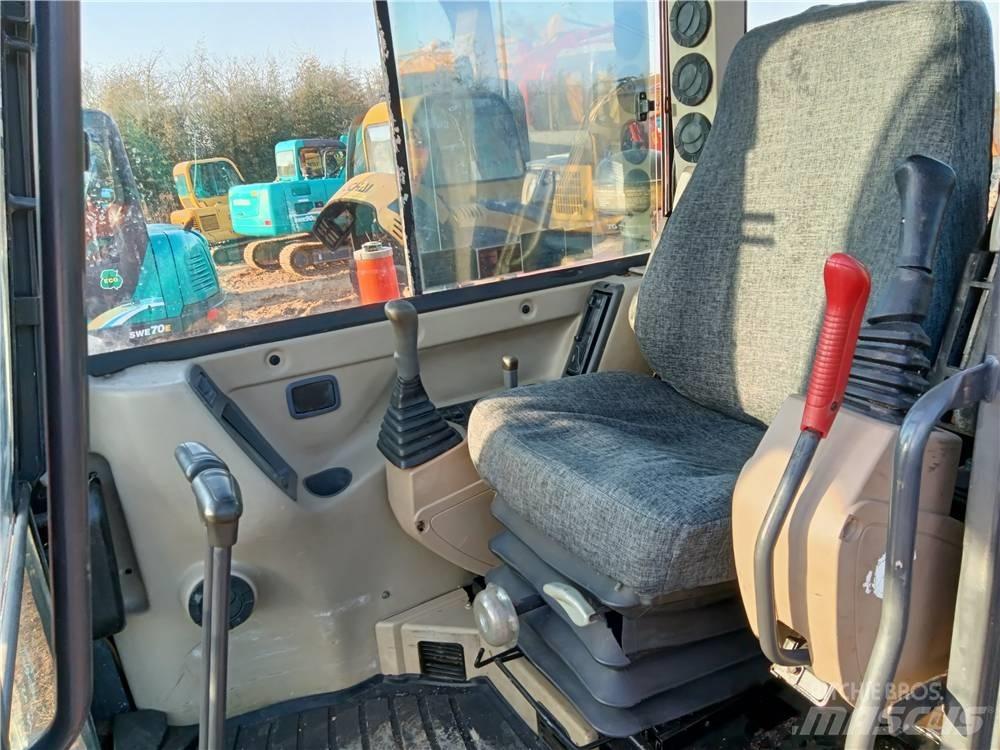 Doosan DH60-7 대형 굴삭기 29톤 이상