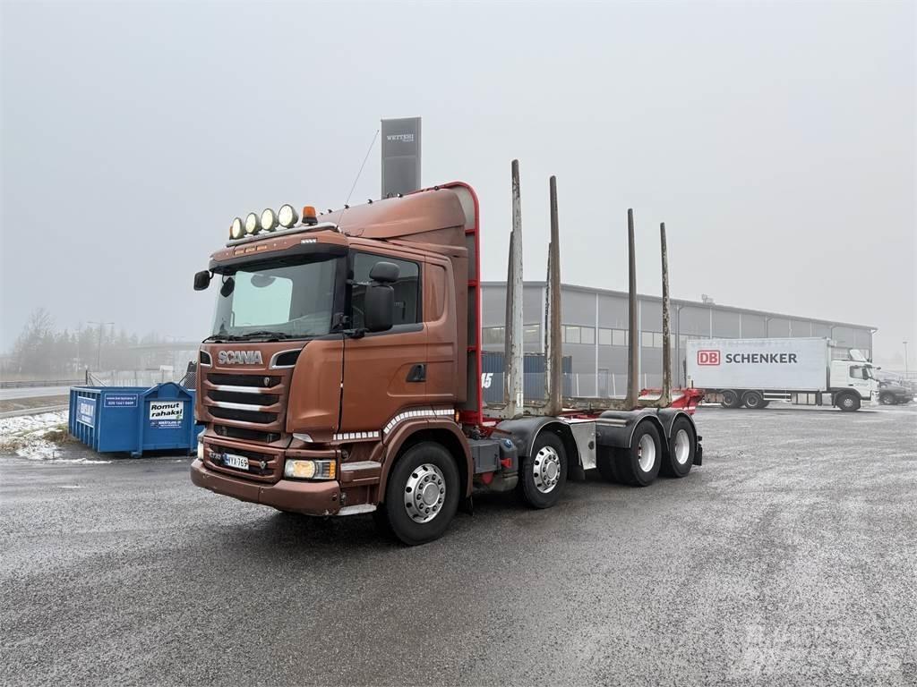 Scania R 730 8X4 목재 트럭