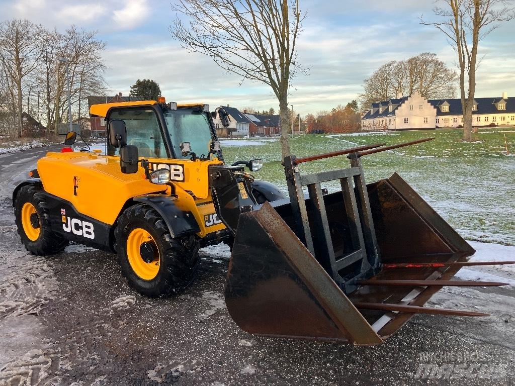 JCB 525-60 농업용 텔레 핸들러