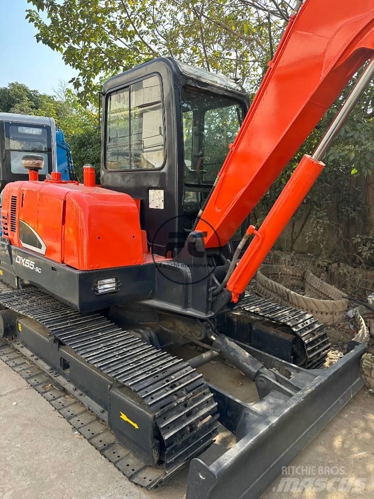 Doosan DX 55 소형 굴삭기 7톤 미만
