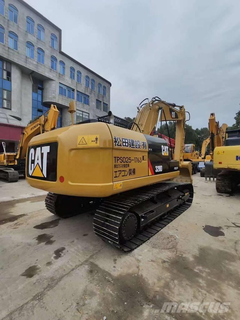 CAT 320 D 대형 굴삭기 29톤 이상