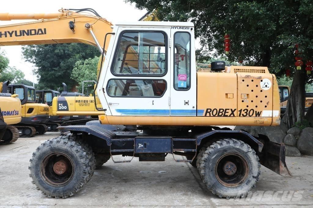 Hyundai Robex 130 W  휠 굴삭기